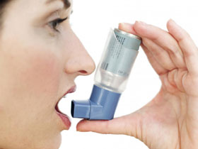 Ингаляторы  могут быть использованы для доставки лекарства в дыхательные пути